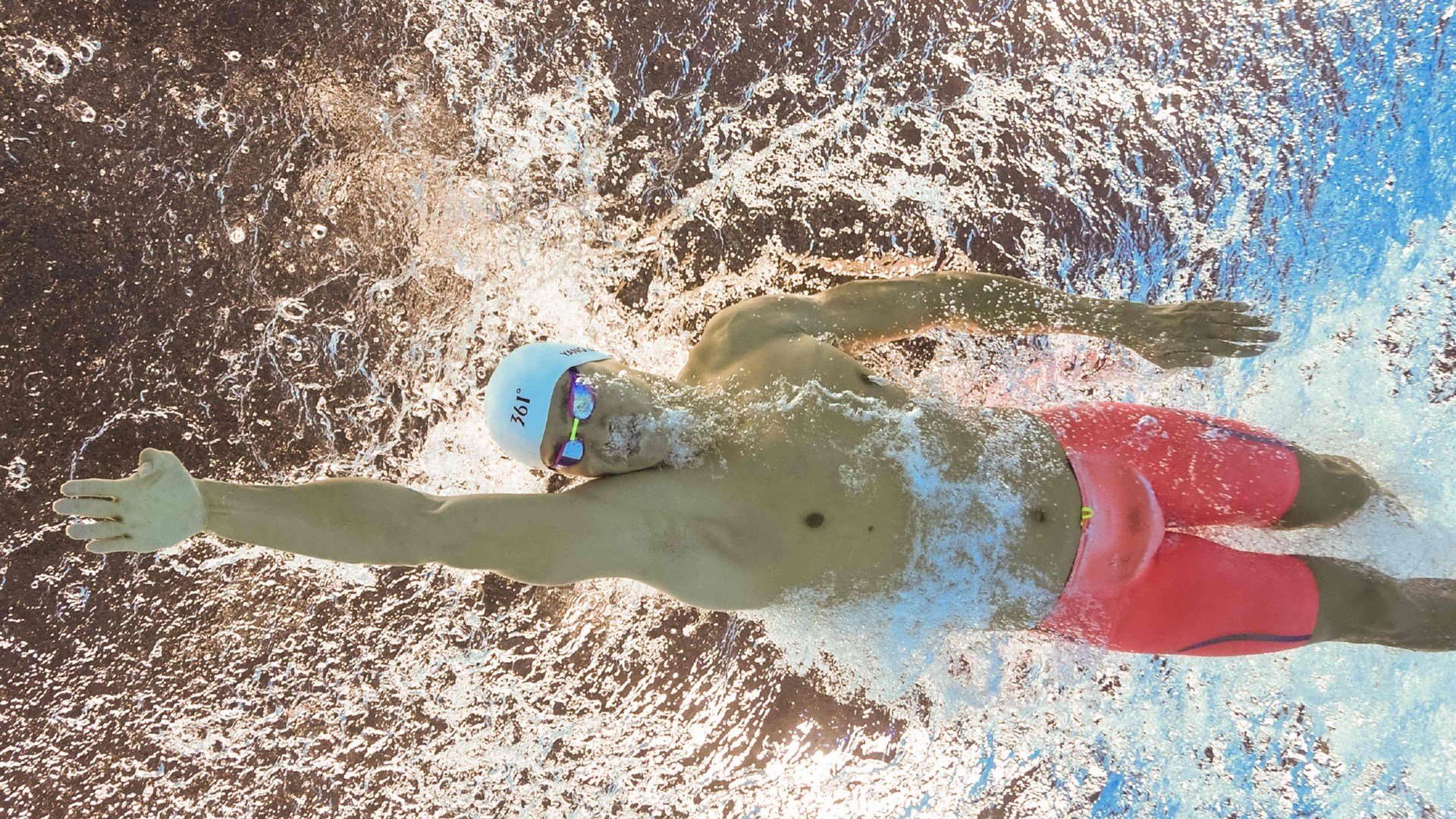 世界杯：黄牌集中在前两轮 小组第三轮后判罚尺度趋于稳定